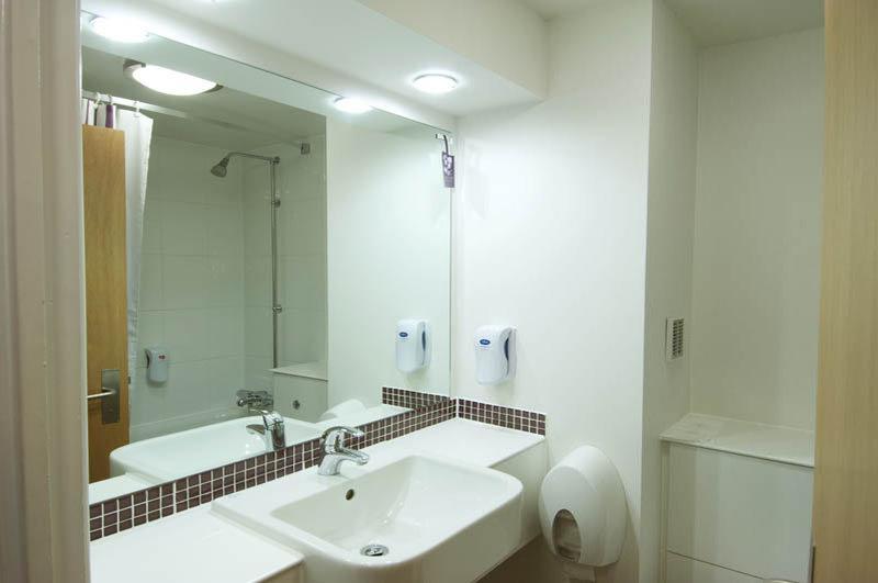 Premier Inn Manchester City Centre Eksteriør billede